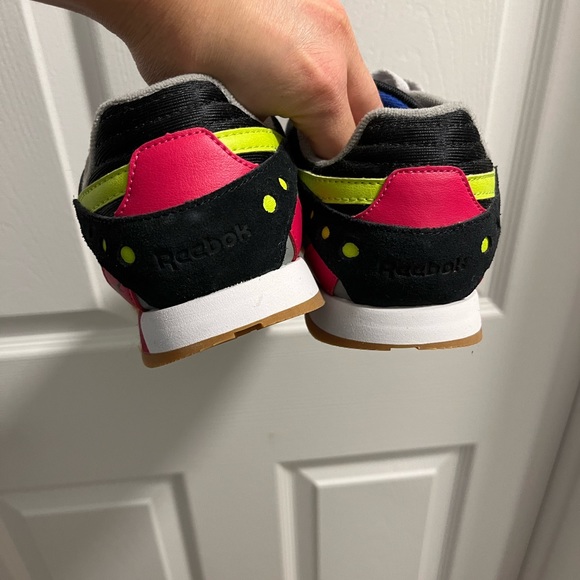 Reebok shoes - Picture 4 of 6